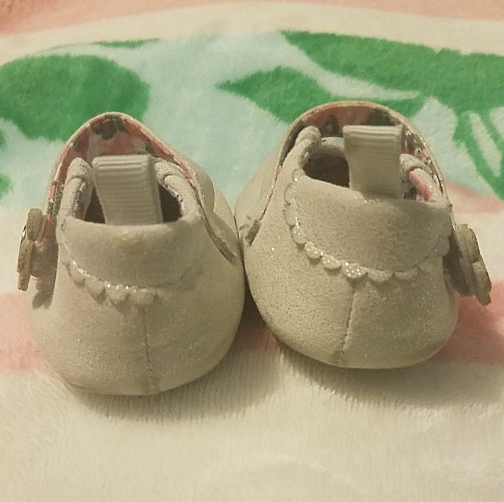 Baby Girl Shoes - Picture 5 of 8